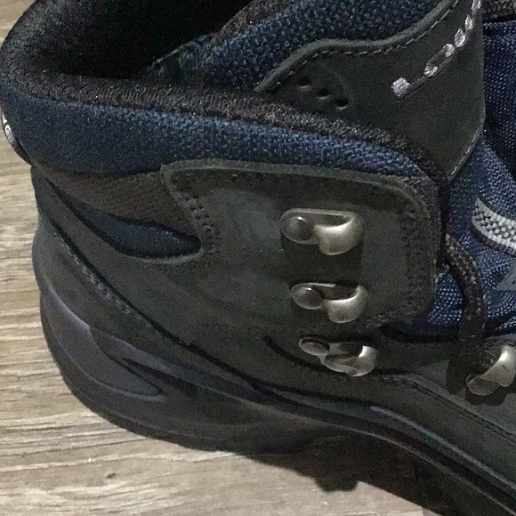 Lowa Renegade GTX Mid Hiking Boots NWOT Sole Gore Tex Size 10” Dark Green /Blue - Picture 14 of 14